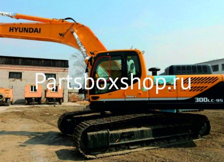 Стекло форточка передняя Hyundai LC-9 серии с 2011 г. (763*739) KMK